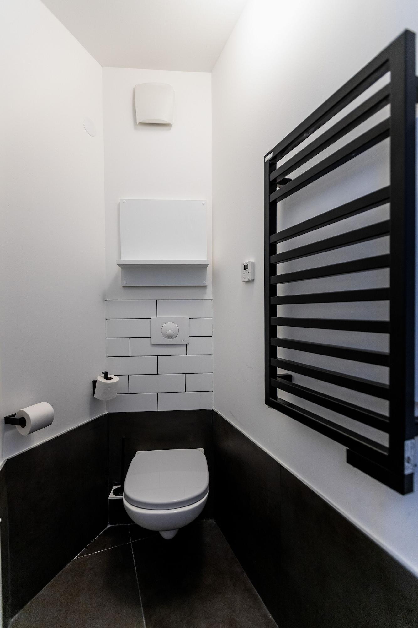 Ibis Centre Hotel 3*