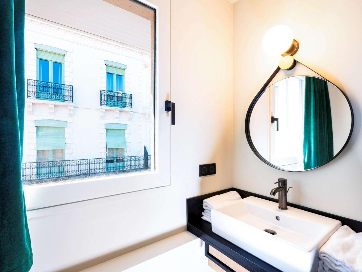 Ibis Centre Hotel 3*