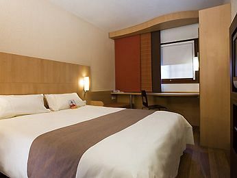 Ibis Centre Hotel